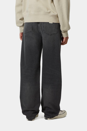 W Arin Pant