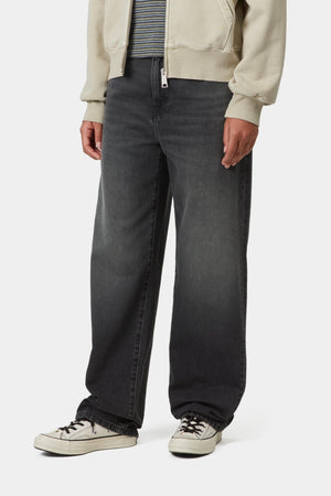 W Arin Pant